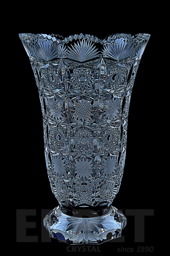 Křišťálová váza No. 970
