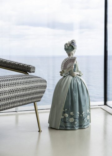 Porcelain Kisses Woman Figurine. Blue