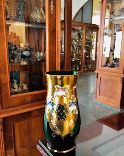 Vase decorated with high enamel - Height 16cm