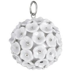 1739 Royal Flower "Snowball flower pendant"