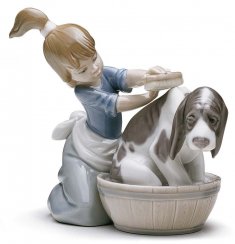 Bashful Bather Dog Figurine