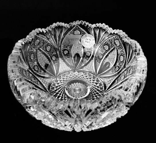 Cuenco de cristal tallado - Altura 7cm / Diámetro 14cm