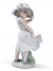 Cute Little Marilyn Girl Figurine