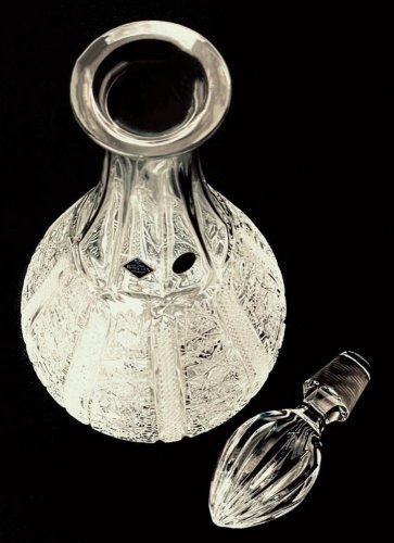 Cut crystal wine bottle - Height 35cm/1000ml