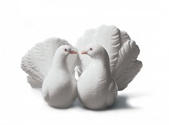 Couple of Doves Figurine