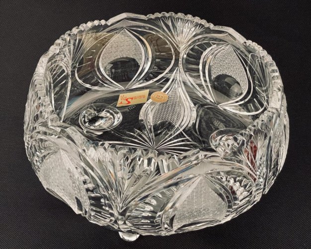 Broušená mísa - Výška 13cm / Průměr 26cm