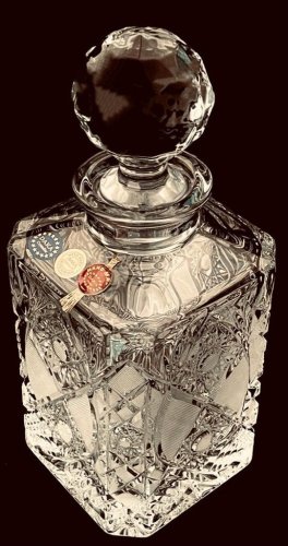 Cut crystal bottle - Height 24cm/800ml