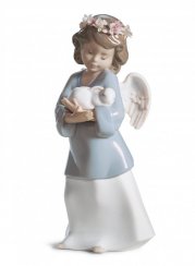 Heavenly Love Angel Figurine