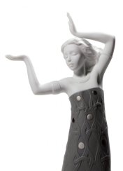 Figurka Arethusa. Stříbrný lesk