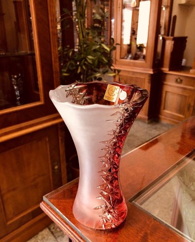 Broušená barevná váza - Výška 15cm
