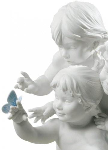 Children's Curiosity Figurine