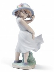 Cute Little Marilyn Girl Figurine