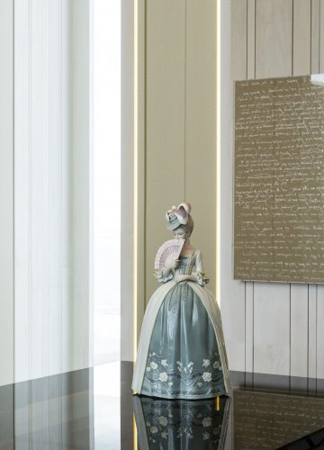 Porcelain Kisses Woman Figurine. Blue