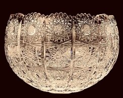 Cut crystal bowl - Height 14cm