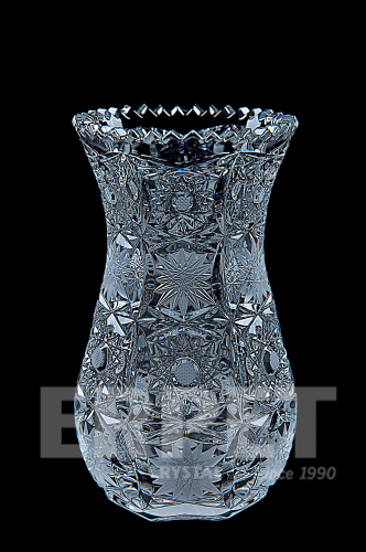 Luxury cut crystal vase