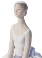 Refinement Ballet Woman Figurine