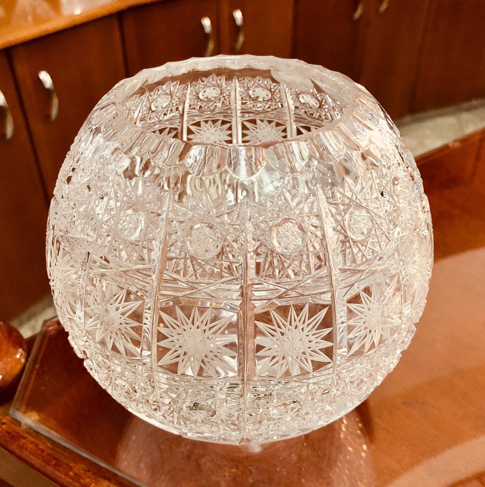 カットクリスタル製花瓶 :: Erpet Crystal