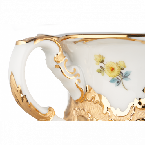 Forma B bronce dorado flores esparcidas - Taza de café con platillo