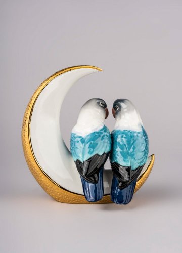 Fly Me to The Moon Birds Figurine. Golden Lustre