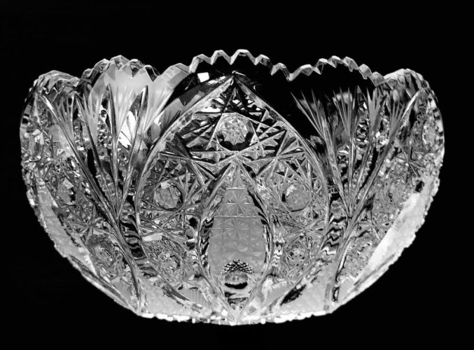 Cuenco de cristal tallado - Altura 7cm / Diámetro 14cm