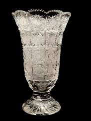 Cut crystal vase - Height 25cm
