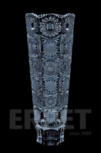 Luxury cut crystal vase
