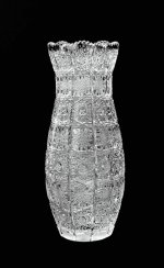 Cut crystal vase - Height 25cm