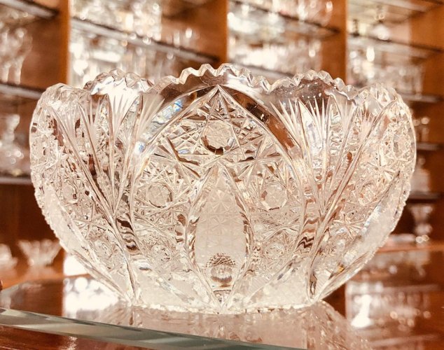 Cuenco de cristal tallado - Altura 7cm / Diámetro 14cm