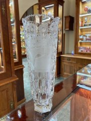 Crystal vase