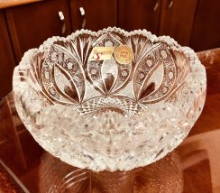 Cuenco de cristal tallado - Altura 7cm / Diámetro 14cm