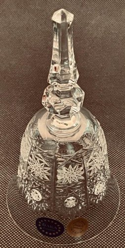 Campana tallada en cristal - Altura 16cm