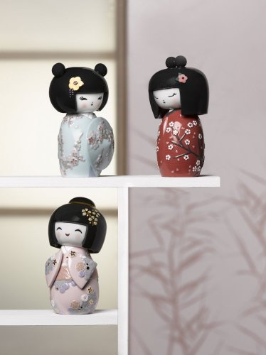 Kokeshi III Figurine