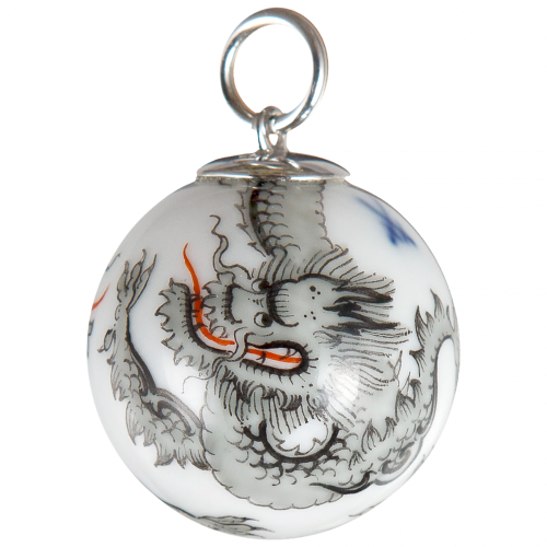 Porcelánový přívěsek TŘI BÍLÝ DRACI MING