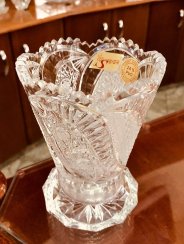 Cut crystal vase - Height 14cm