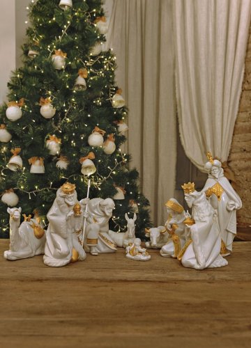King Balthasar Nativity Figurine. Golden Lustre